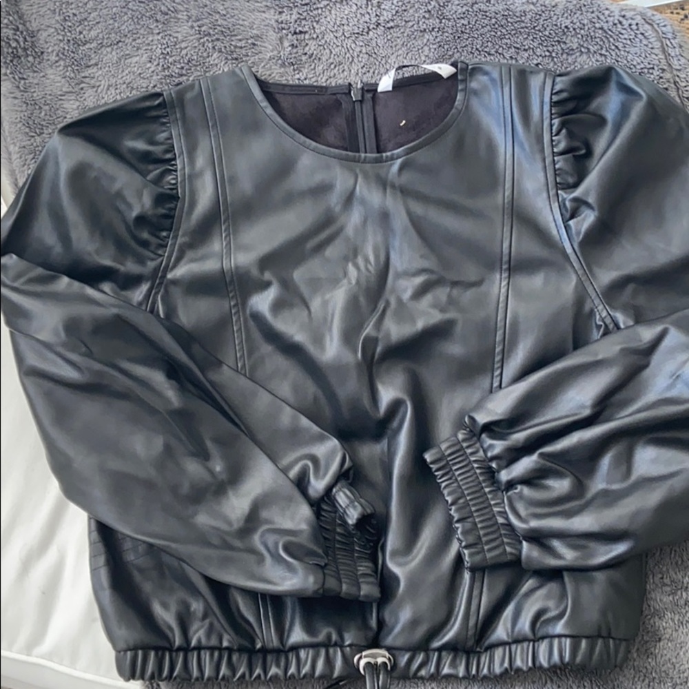 Zara faux leather top size L